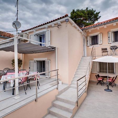Apartments Ljubica Veli Losinj Ngoại thất bức ảnh