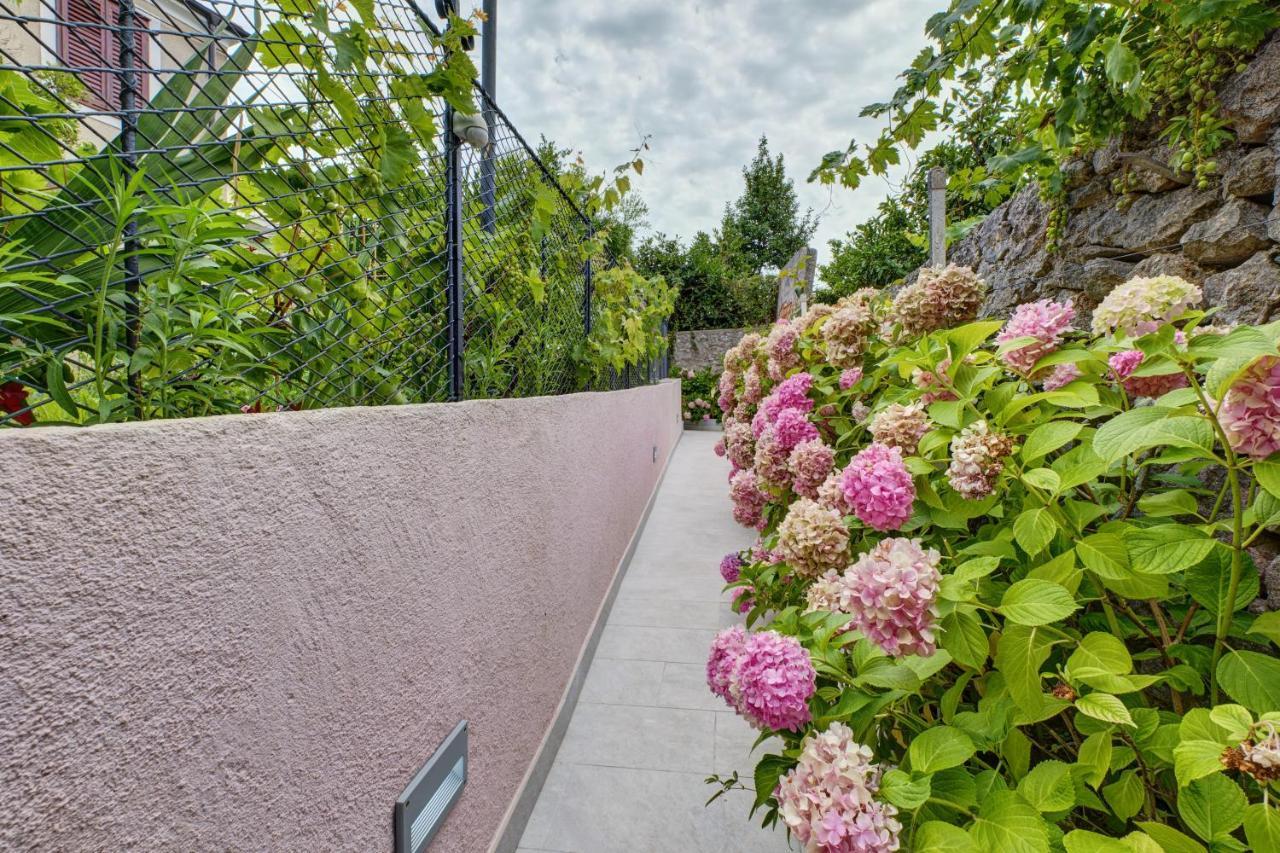 Apartments Ljubica Veli Losinj Ngoại thất bức ảnh