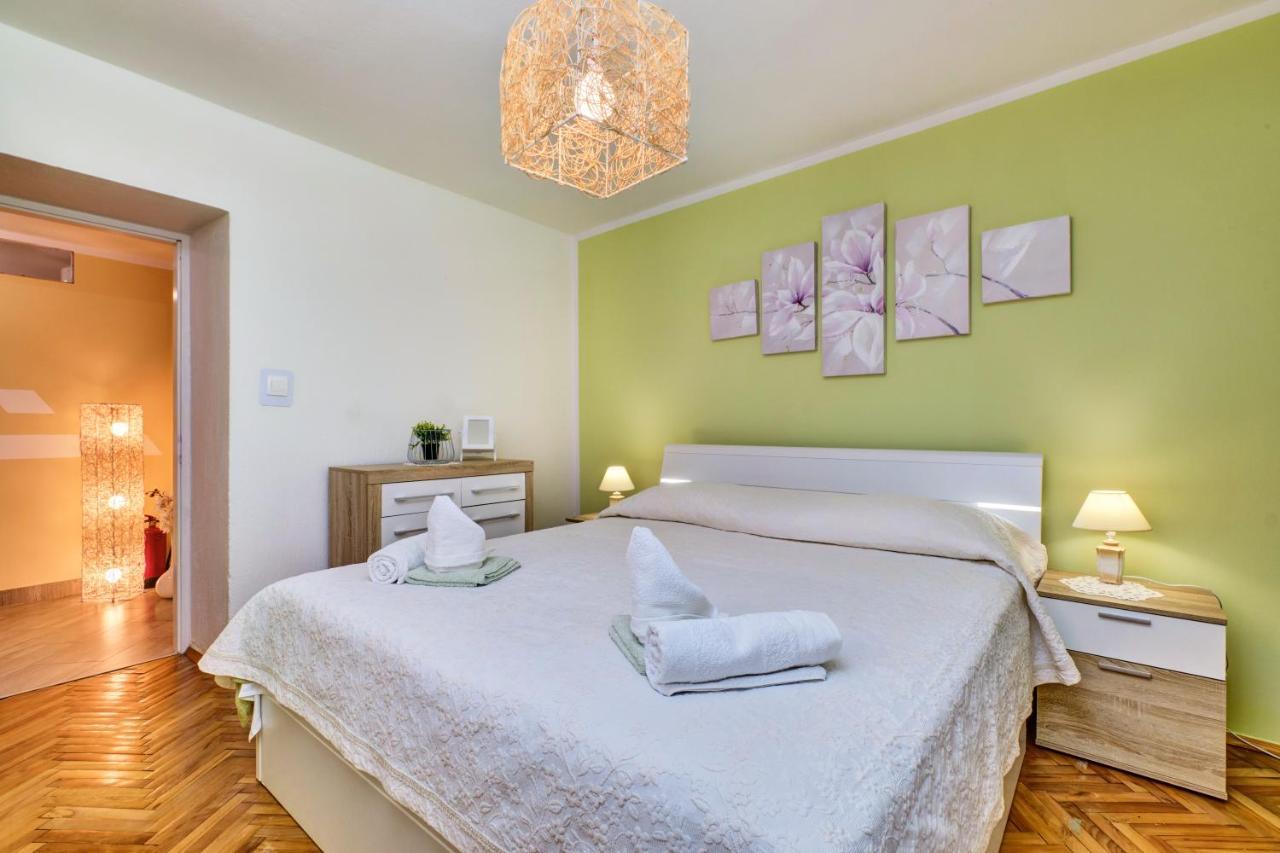 Apartments Ljubica Veli Losinj Ngoại thất bức ảnh