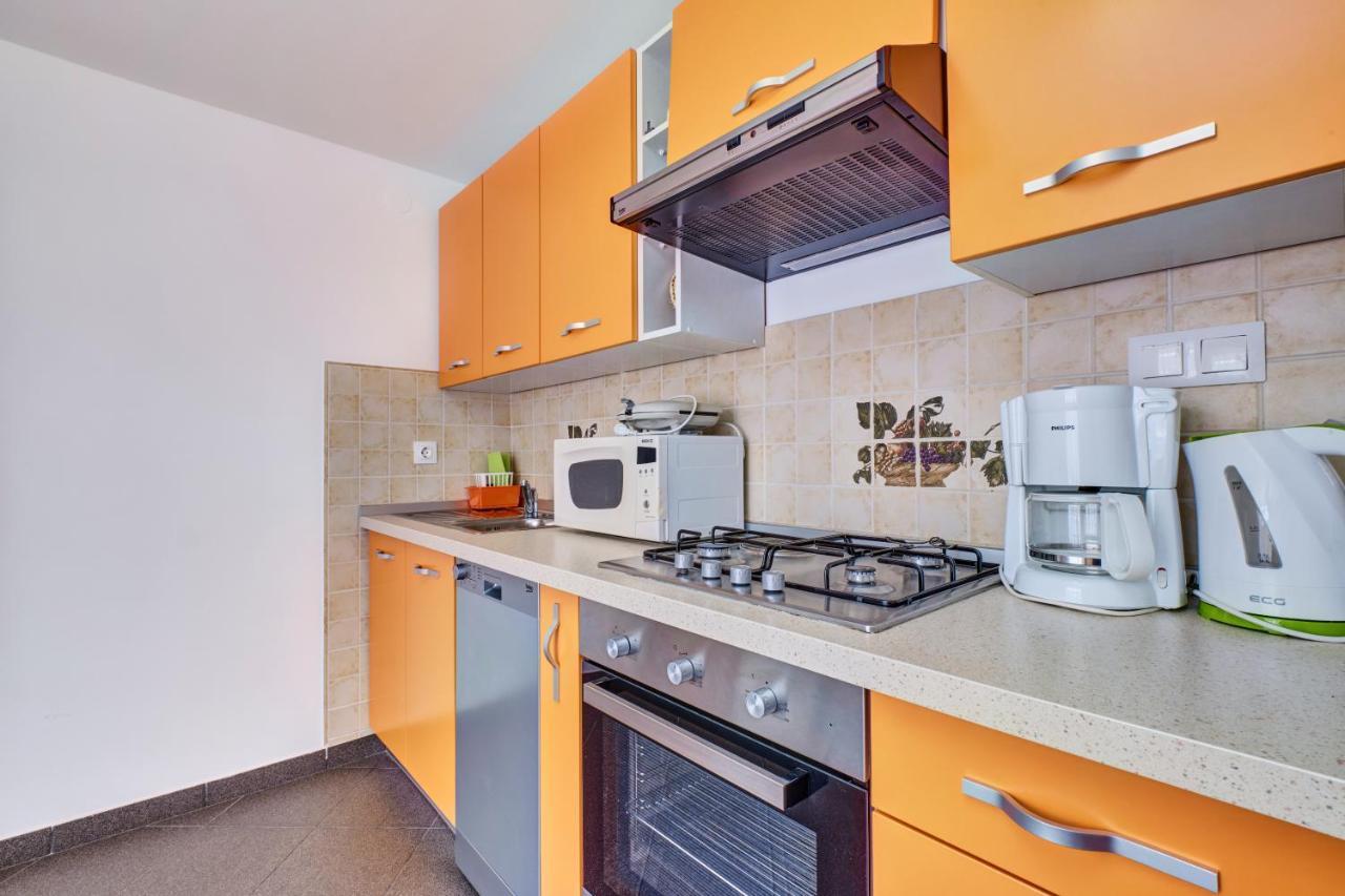 Apartments Ljubica Veli Losinj Ngoại thất bức ảnh