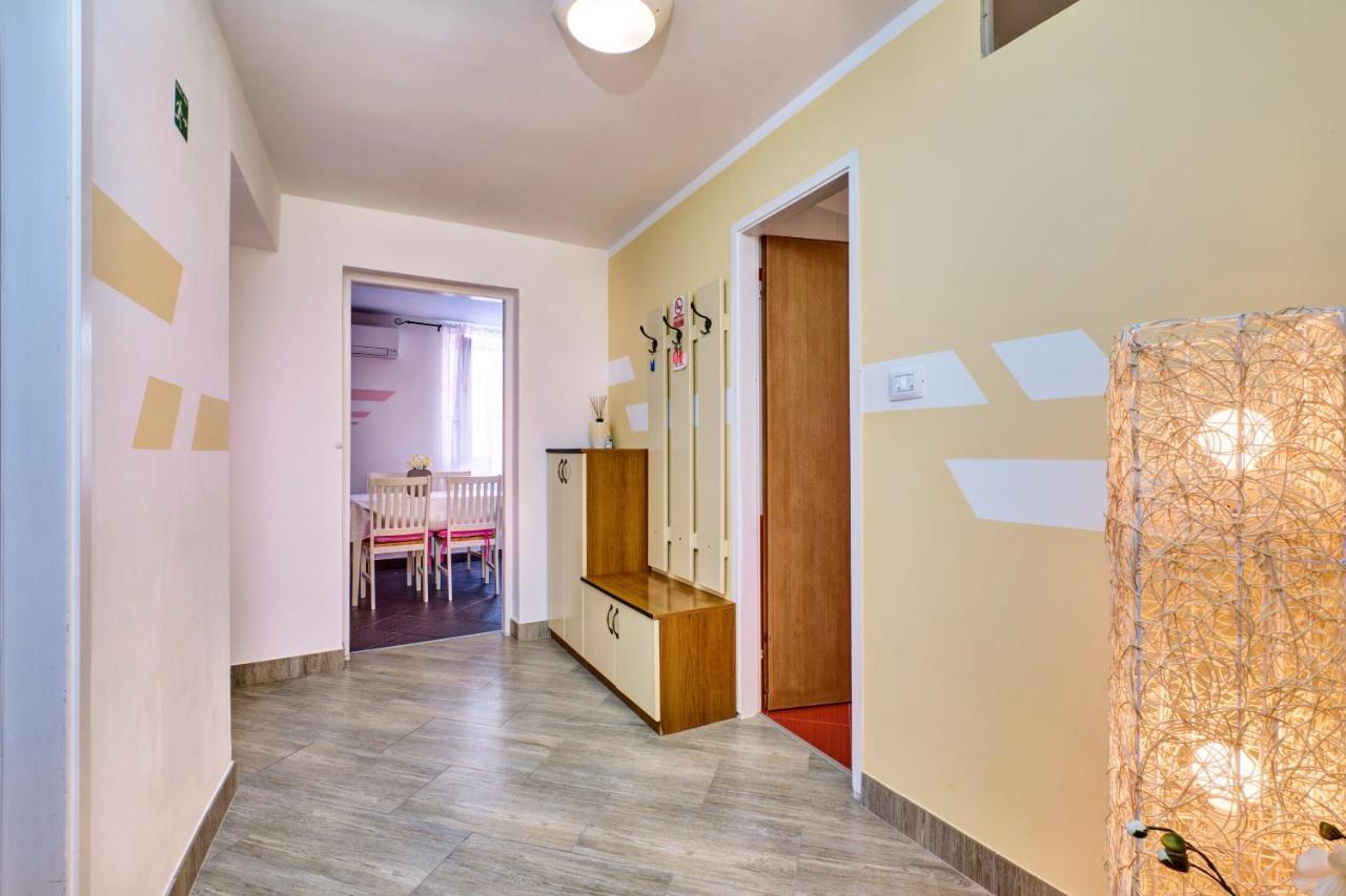 Apartments Ljubica Veli Losinj Ngoại thất bức ảnh
