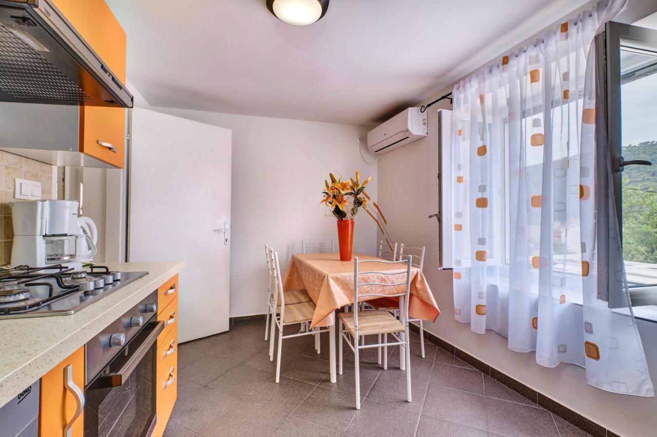 Apartments Ljubica Veli Losinj Ngoại thất bức ảnh