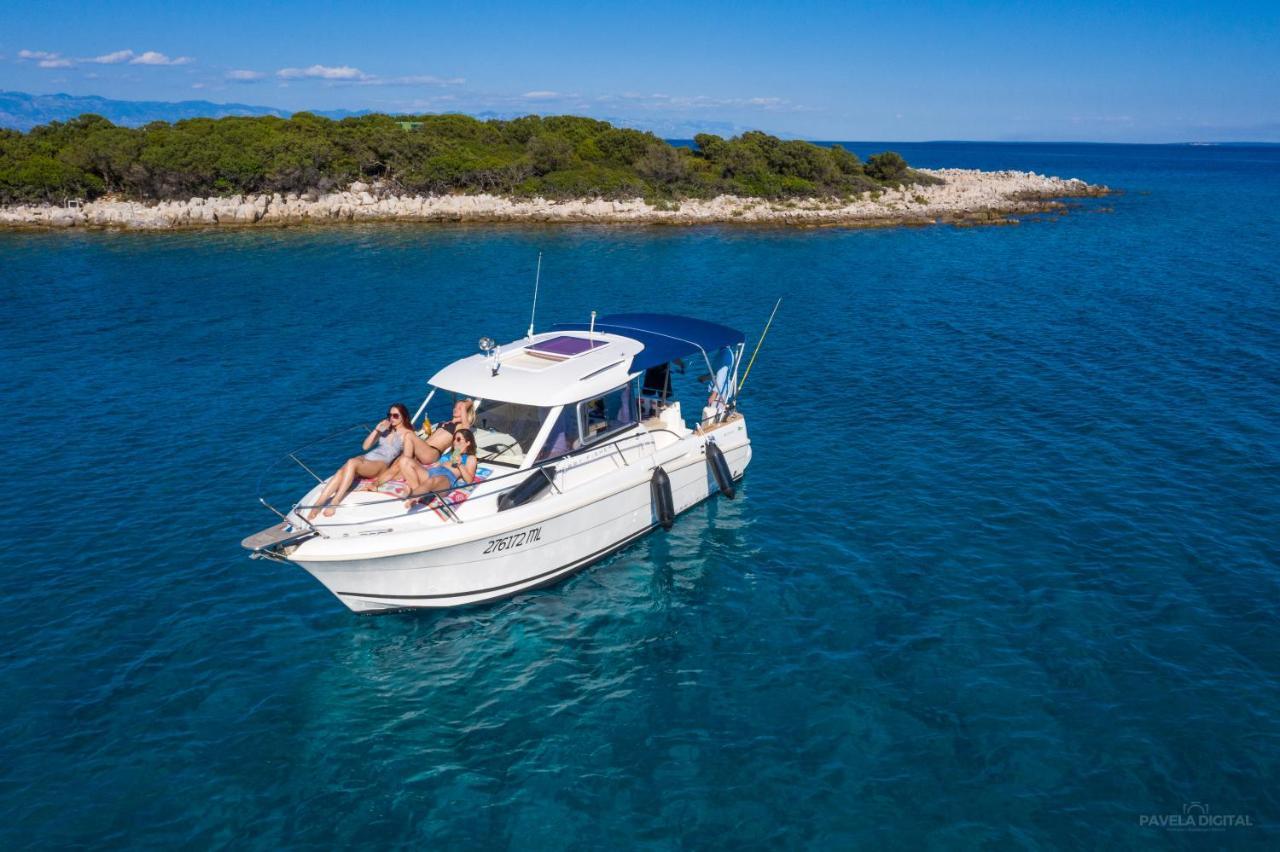 Apartments Ljubica Veli Losinj Ngoại thất bức ảnh